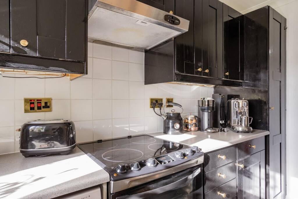 Bright &Spacious One Bedroom Flat Off Canary Wharf Londres Exterior foto